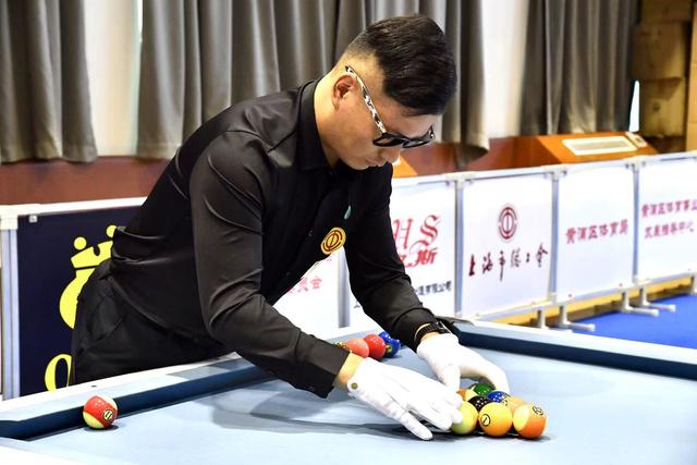 归化球员的 归化球员的