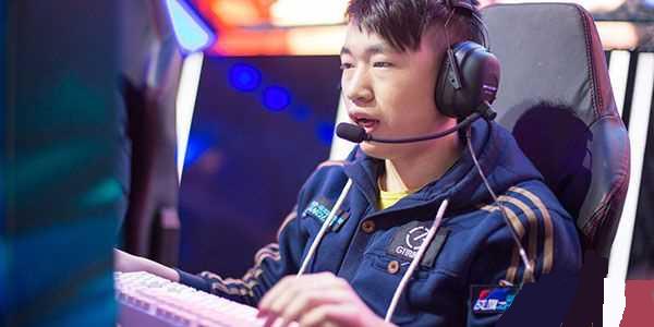 突显出来 突显出来