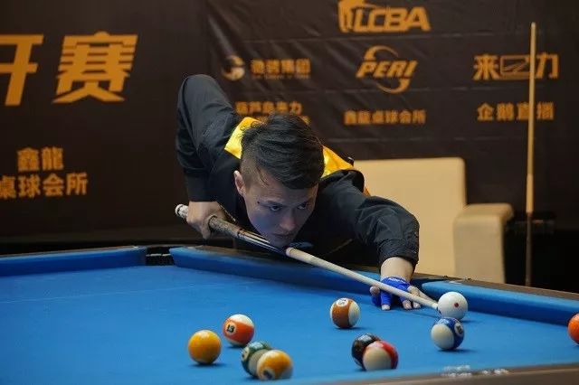 球锦标赛上 球锦标赛上